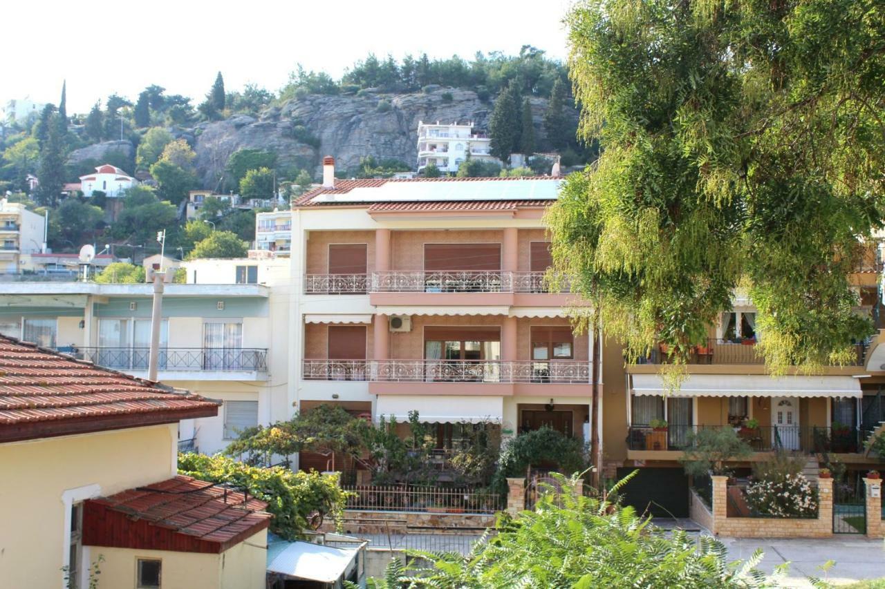 Sapphire & Ivory Luxury Apartments - Kavala Bagian luar foto